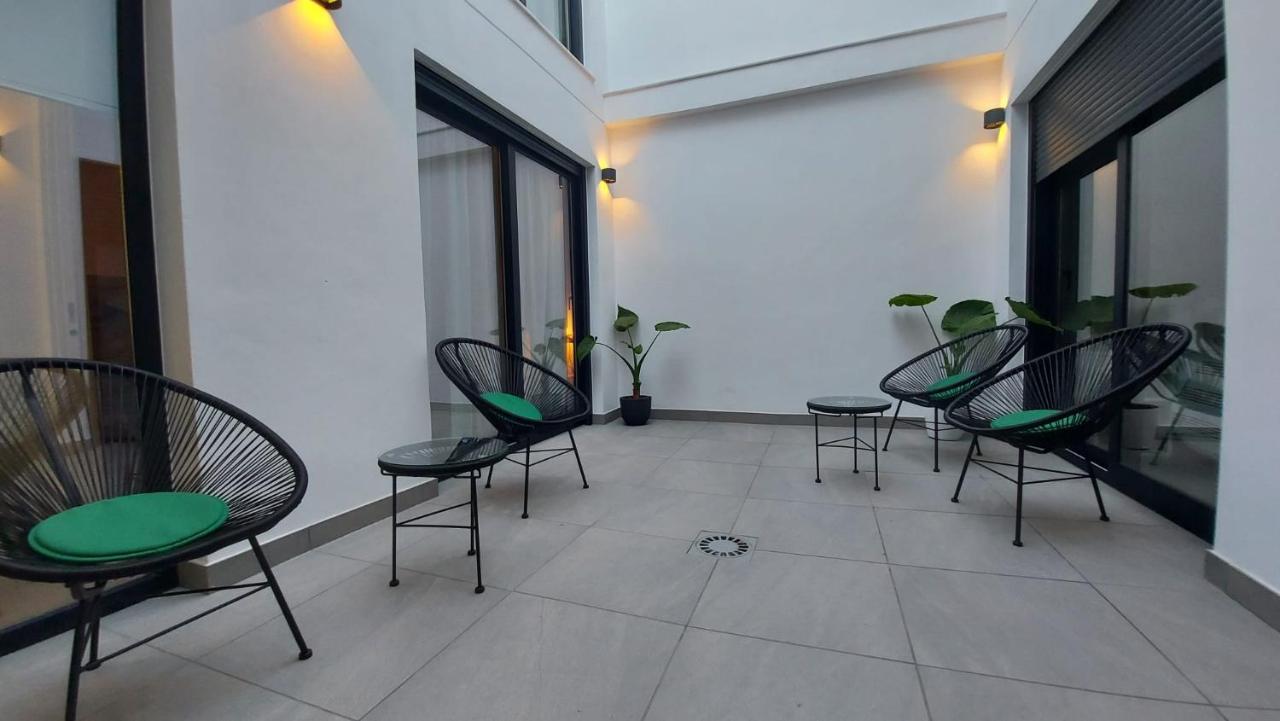 Love Rent4 Malaga Mercedes Buitenkant foto